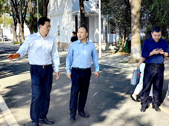 书香浸润校园  文化润泽心灵