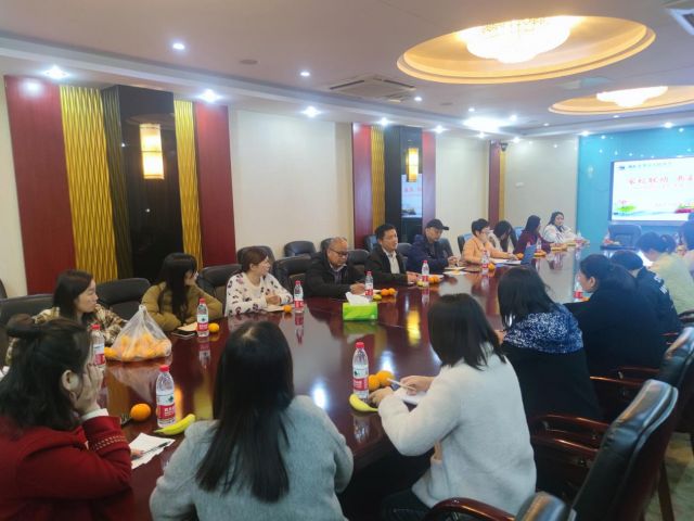 家校联动 共赢未来——孝感高中举行高二年级家校共建活动