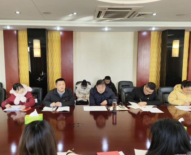 孝感高中第一党支部召开1月主题党日活动暨专题组织生活会   