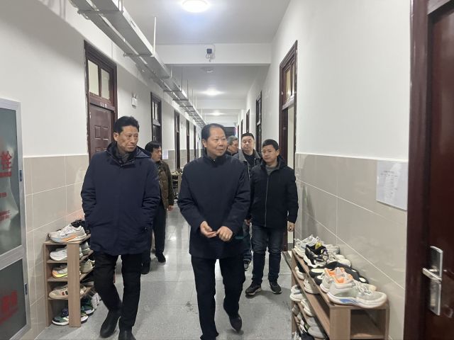 【专项工作】孝感高中组织开展第十二轮校园安全卫生大检查活动（总结）