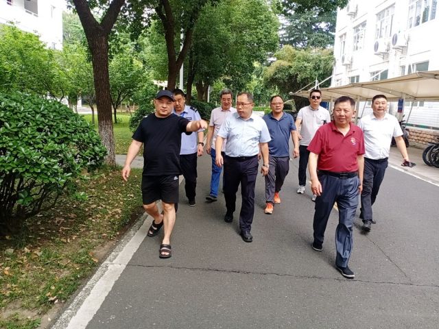 【专项工作】孝感高中组织开展第二十二轮校园安全卫生大检查活动（总结）