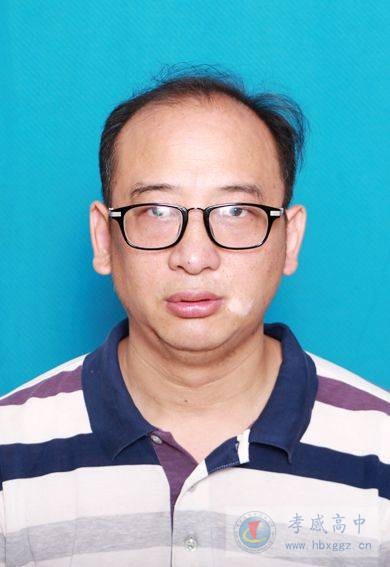 捧  着  一  颗  心  来——访孝感高中支教孝感奥美高中教师刘寨高